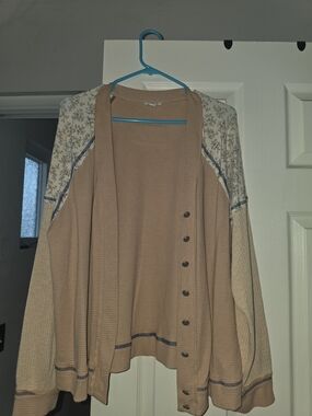 POL Taupe Button-Front Floral-Panel Cardigan